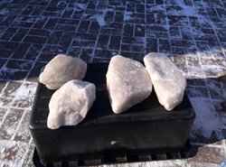Соль крупнокусковая каменная для животных (Иран)  50 кг - фото 42394