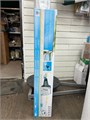 Intex 28628 Пылесос аккумуляторный ручной, для ухода за бассейнном и SPA / 100 минут / 64 л/м 28628
